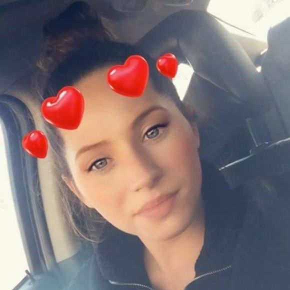 Meet your Posher, Heather - Picture 1 of 1